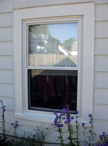 Double hung energy efficient replacement windows for homes and residence in Grand Rapids.